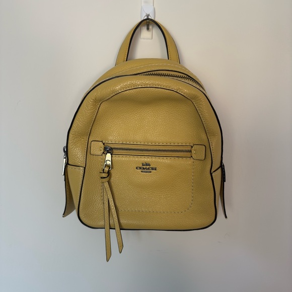 coach andi backpack dimensions Coach Andi backpack. Goood condition! Size: 7 1/2\